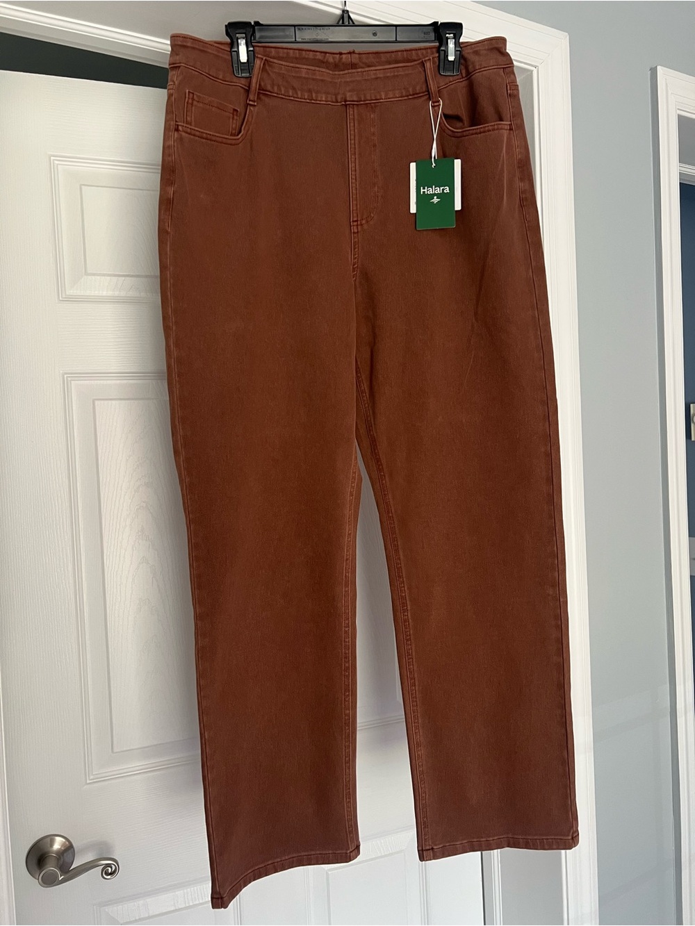 Halara Brown Straight-Leg Pants